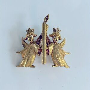 Vintage Jeanne Signed Gold Tone Angel Brooch